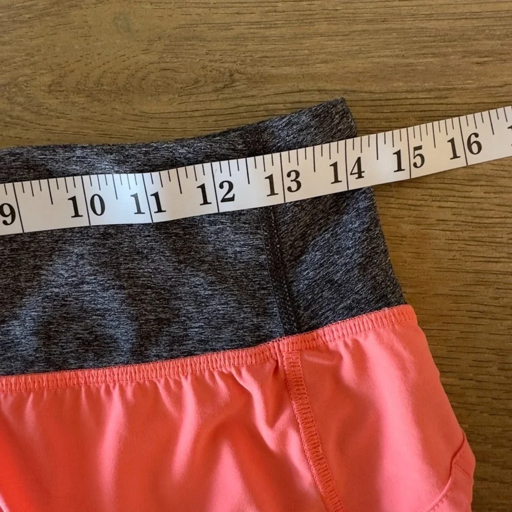 Lululemon Run: Speed Short *Block-It Pocket-Grapefruit-Style‎ # W7789S-Size 4